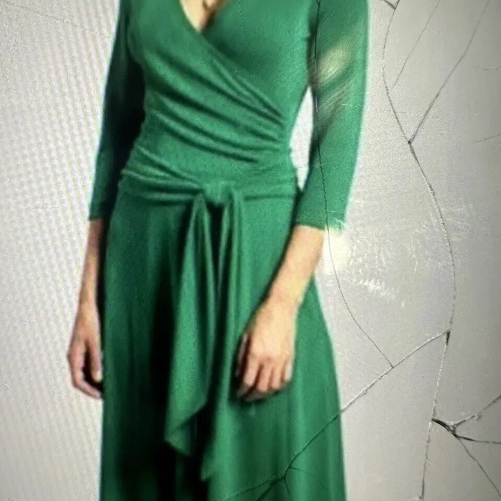 BCBGMaxAzria Green Long Sleeve Wrap Dress
